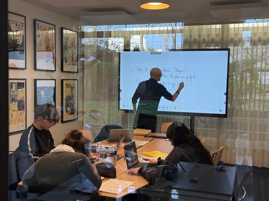 Cafétéria et espace repas du campus